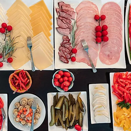 Przystanek Gory Oda ve Kahvaltı