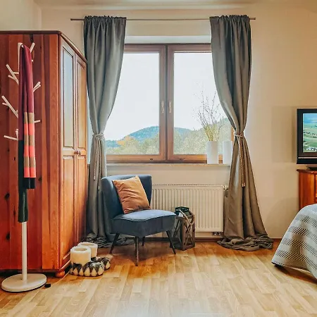 Przystanek Gory Bed & Breakfast *