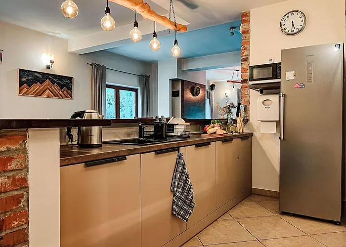 Przystanek Gory Oda ve Kahvaltı 3*